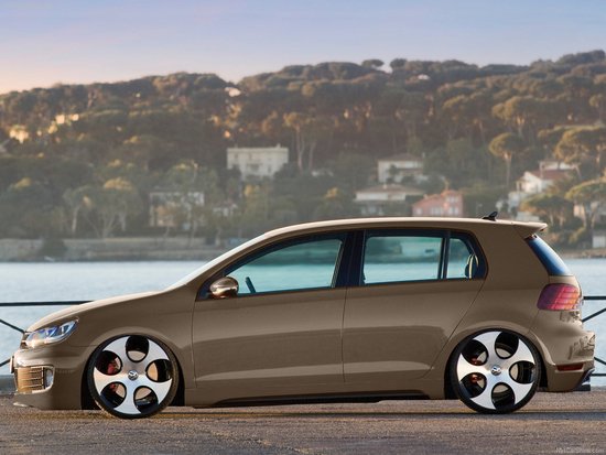 Volkswagen-Golf-GTI-2010-1280x960-wallpaper-19-1.jpg