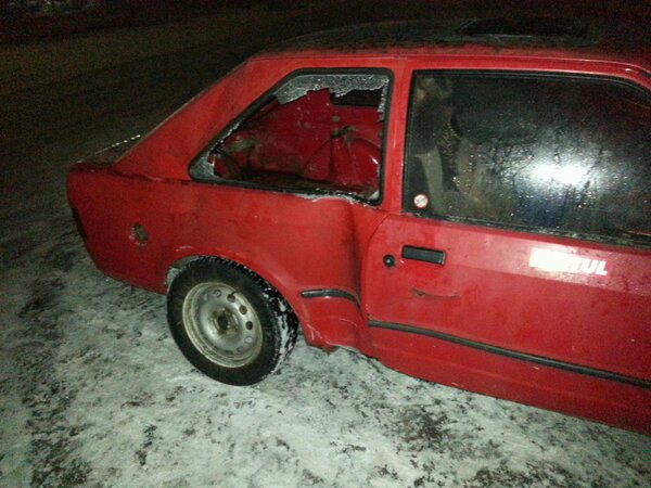 mūsu ford escort nolocīts.jpg